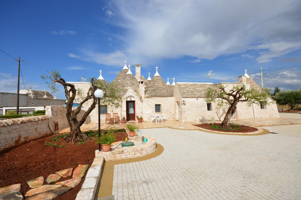 I Trulli Di Nonno Giovanni Martina Franca Bagian luar foto