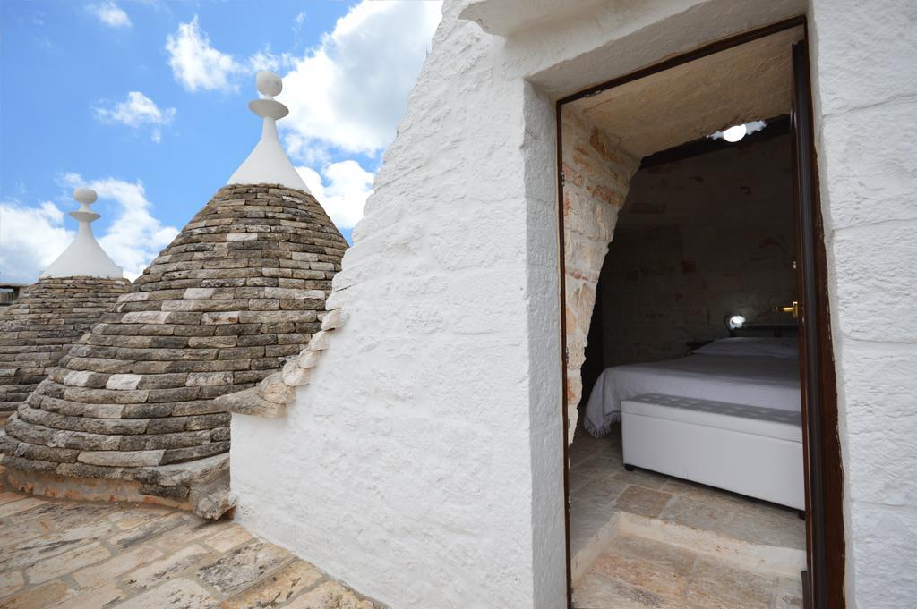 I Trulli Di Nonno Giovanni Martina Franca Bagian luar foto