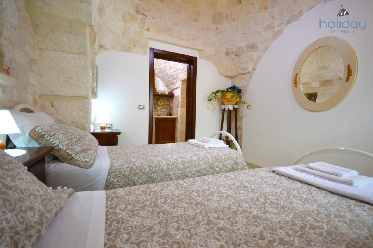 I Trulli Di Nonno Giovanni Martina Franca Bagian luar foto